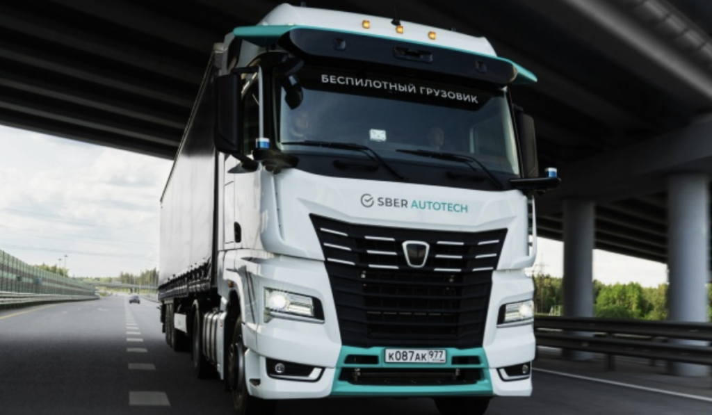 Сбербанк запустил беспилотные грузоперевозки по трассе М‑11 «Нева» а вы знали?